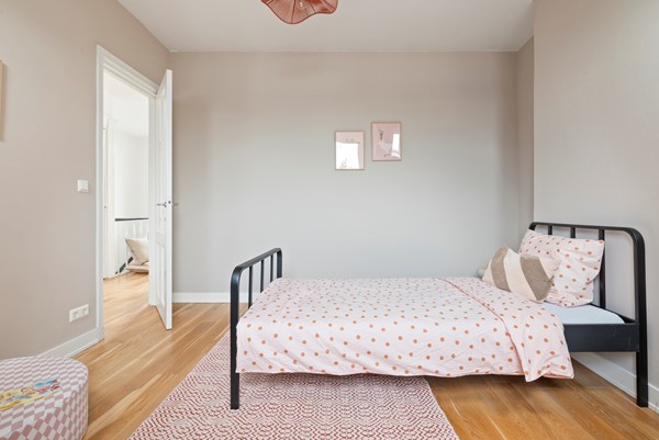 Medium property photo - Valeriusstraat 235-2, 1075 GA Amsterdam